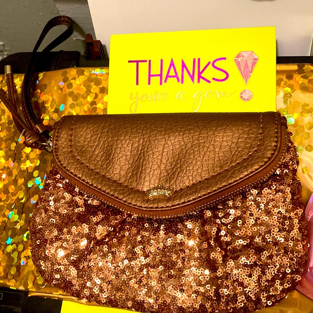 NWOT Juicy Couture Rose Gold/Bronze
Sequined Wristlet Handbag